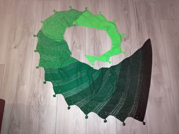 Crochet pattern: Dragon Tail "Lucky Rea"