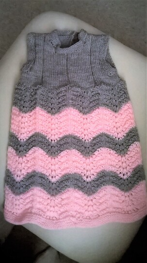 Kleid -  Hängerchen , gestrickt, Größe ca. 86 cm – 92 cm