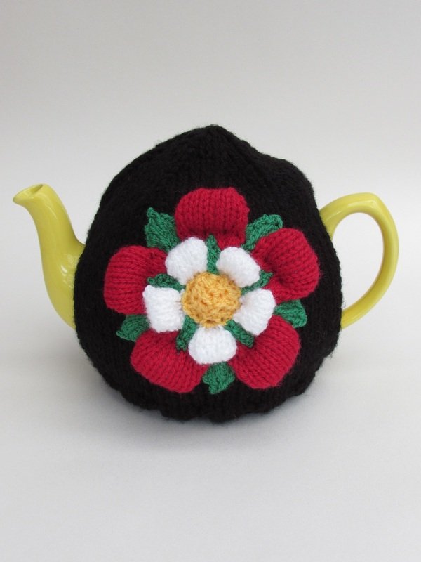 Tudor Rose Tea Cosy