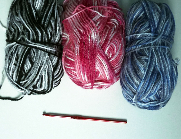 Häkelanleitung: Eierwärmer Knotenmütze