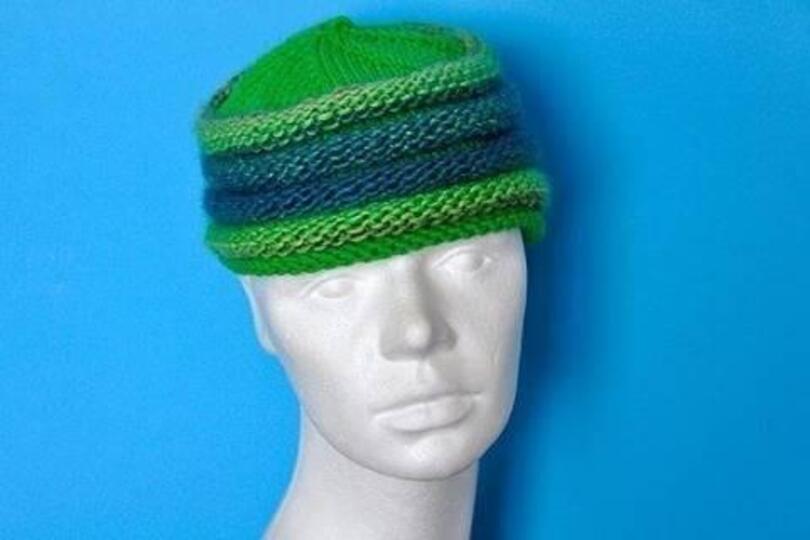 Strickanleitung * Strickmütze “Akkordion” reversi mit Größentabelle