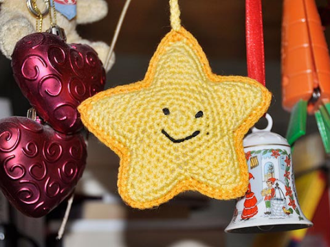 Häkelanleitung * Amigurumi Häkelstern “Happy Star”