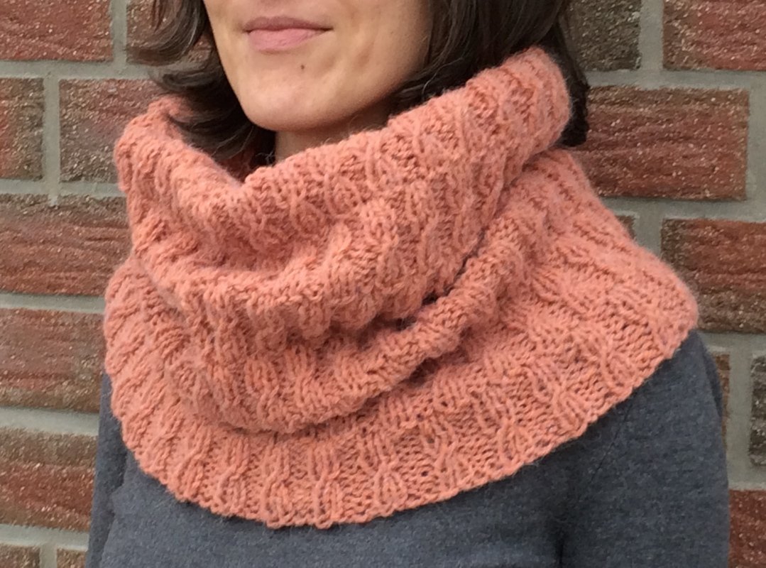 Strickanleitung für Loop im Rippenmuster