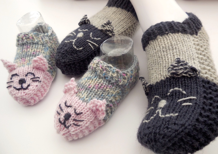 Spar-Set Katzensocken - Hausschuhe - Kinder und Erwachsene - Universalgröße