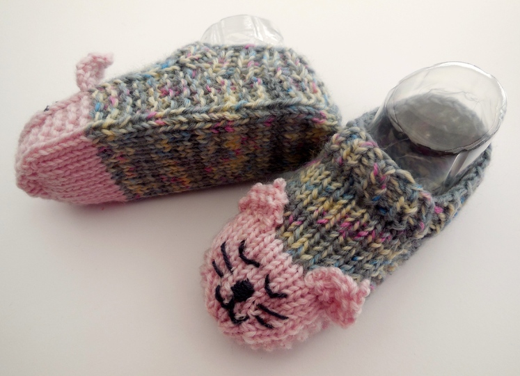 Spar-Set Katzensocken - Hausschuhe - Kinder und Erwachsene - Universalgröße