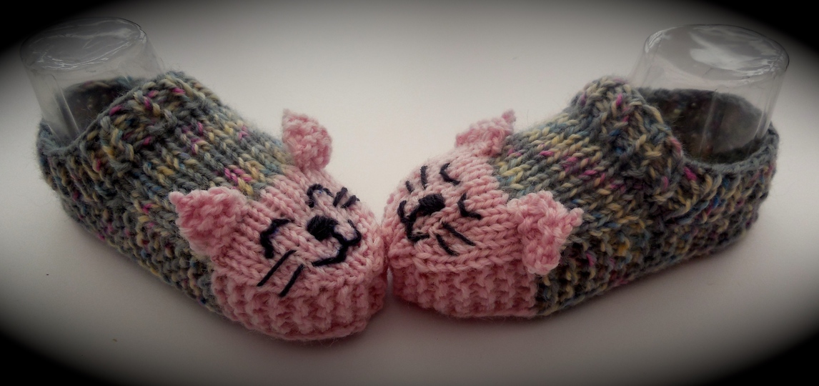 Spar-Set Katzensocken - Hausschuhe - Kinder und Erwachsene - Universalgröße