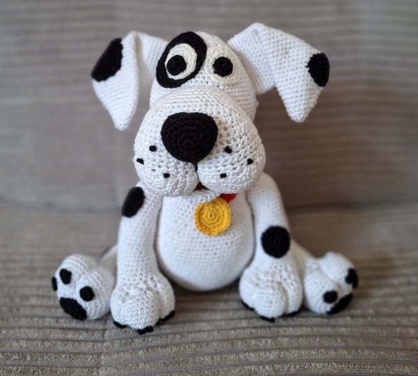 Hund Flecki Häkelanleitung – Amigurumi Hund, Deutsch & Englisch