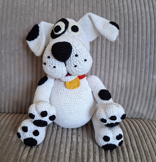 Hund Flecki Häkelanleitung – Amigurumi Hund, Deutsch & Englisch