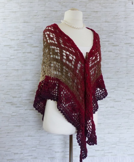 "Irima" lovely crocheted scarf with heart