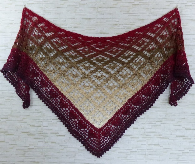 "Irima" lovely crocheted scarf with heart