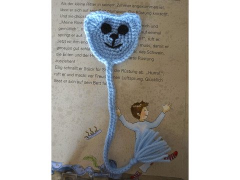 Häkelanleitung: Lesezeichen Bär