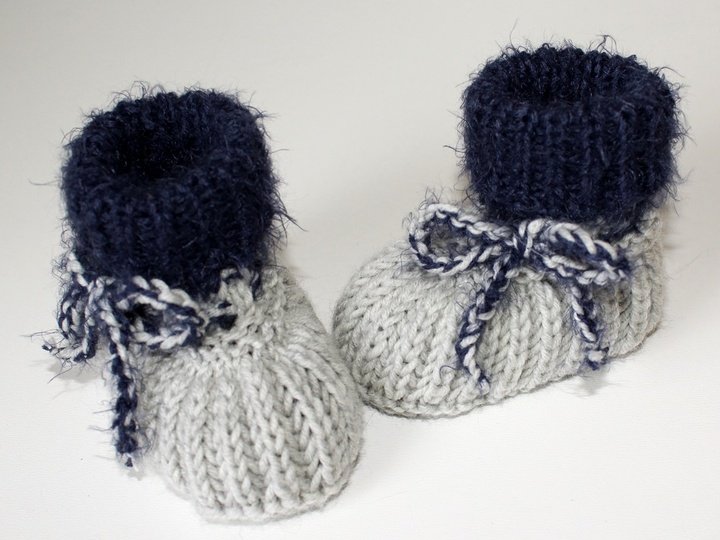 Strickanleitung Babyschuhe, Booties im Patentmuster, 9 cm und 10 cm  #194