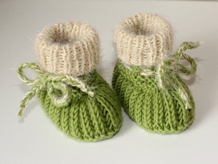 Strickanleitung Babyschuhe, Booties im Patentmuster, 9 cm und 10 cm  #194