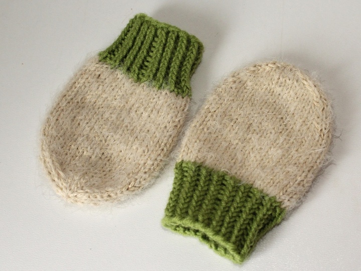 Strickanleitung Baby-Handschuhe 0 - 5 Monate