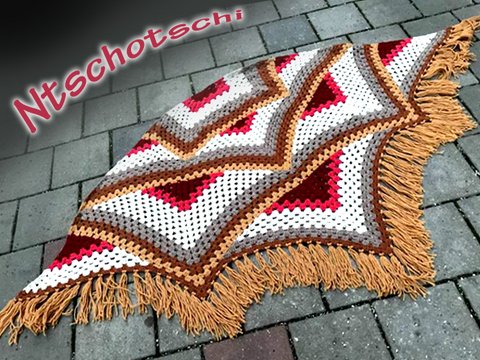 Dreieckstuch „NTSCHOTSCHI“