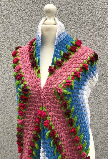 romantischer Blumenschal "Sommertag“