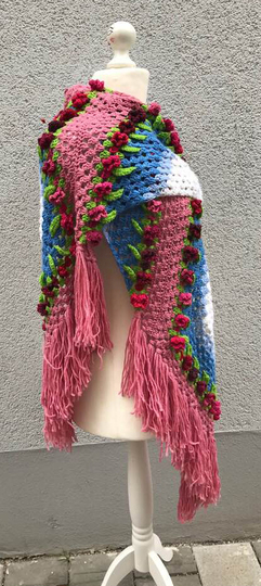 romantischer Blumenschal "Sommertag“