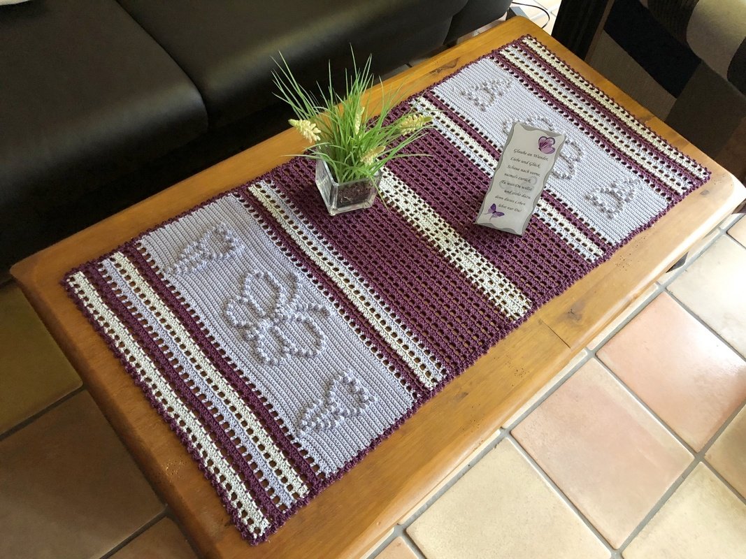 Häkeln / Tischläufer Schmetterling - Bild 3