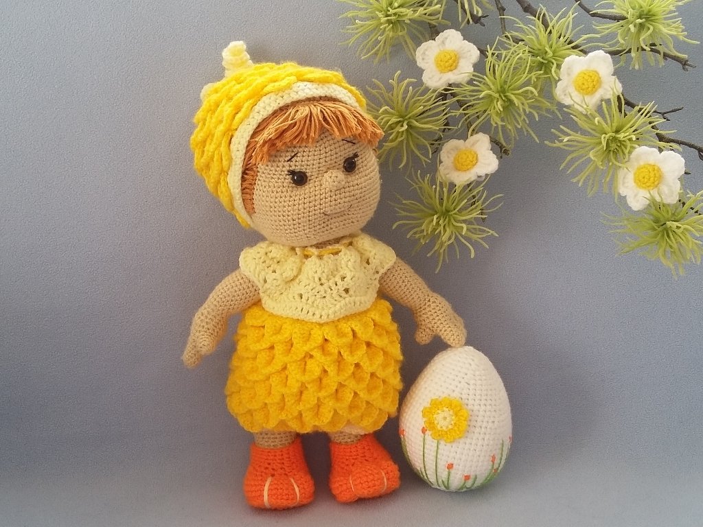 Häkelanleitung Puppe, Kimi das Osterküken