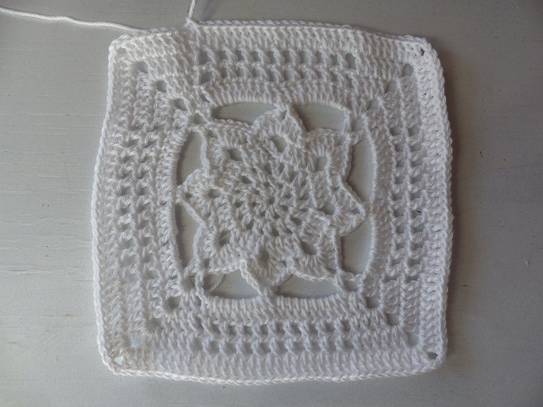 Häkelanleitung Granny Number6