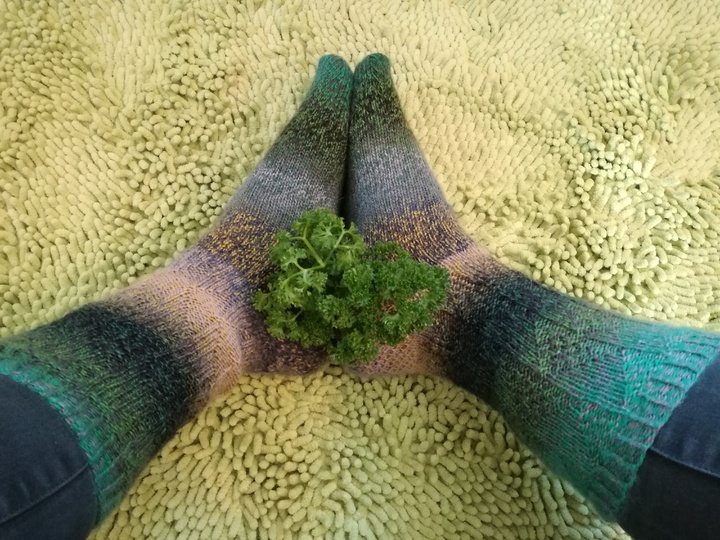 Strickanleitung für Socken **Zack die Bohne** sportliches Design, schnell gesstrickt