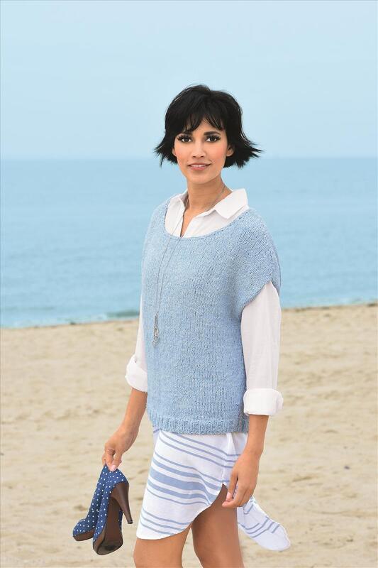 Gestricktes Top mit schrägen Ärmeln