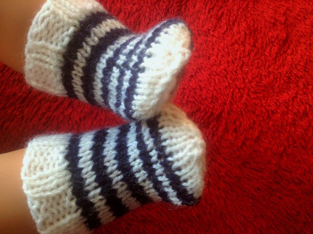 Strickanleitung Ringelsöckchen für Puppen oder Frühchen Sohlenlänge 6 cm