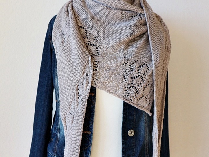 Strickanleitung asymmetrisches Dreieckstuch – Lace Tuch entspannt stricken