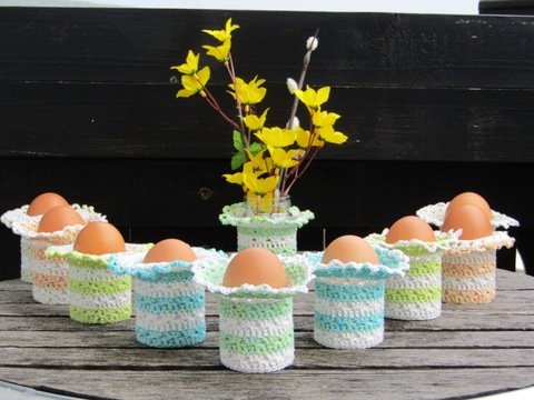 Häkelanleitung – Eierbecher/Eierwärmer aus Wollresten