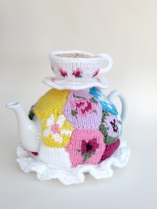 Granny Patchwork Tea Cosy