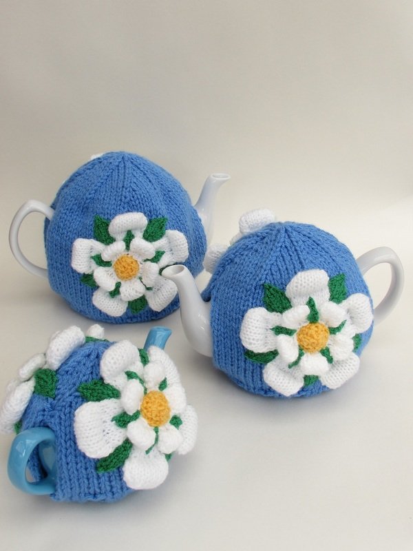 Yorkshire Rose Tea Cosy - Image 2