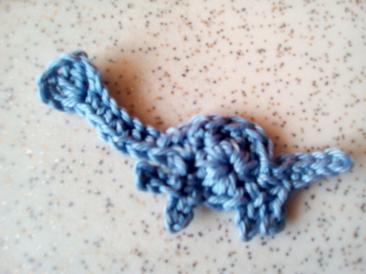 Häkelanleitung Dino Applikation