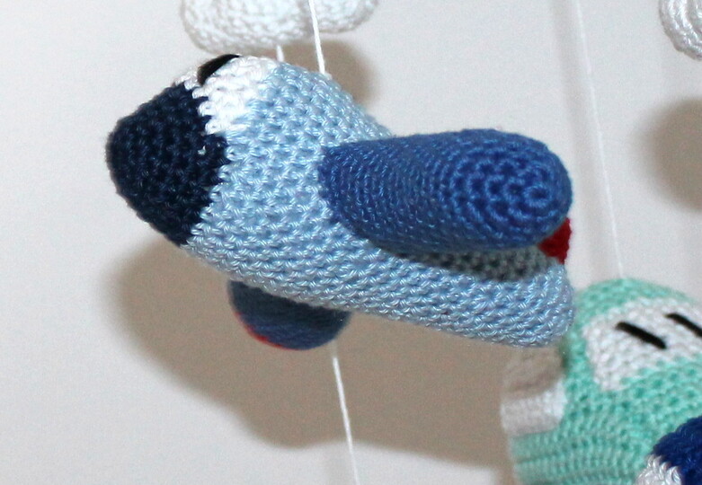 Crochet a Vehicle Mobile – Five Vehicles and Clouds on a Wreath (EN & DE)