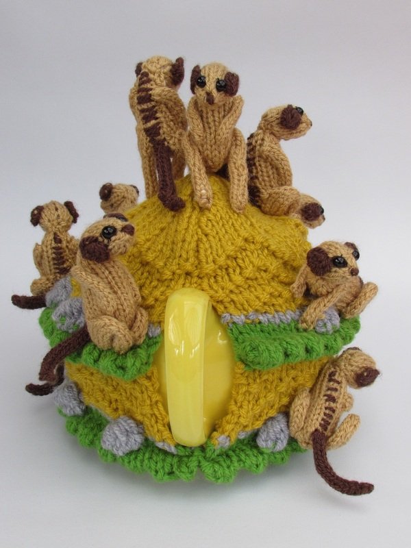 Pattern Meerkat Tea Cosy - Image 7