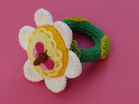 Häkelanleitung Babyrassel "Mariposa"