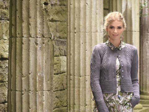 Strickjacke mit Lochmuster