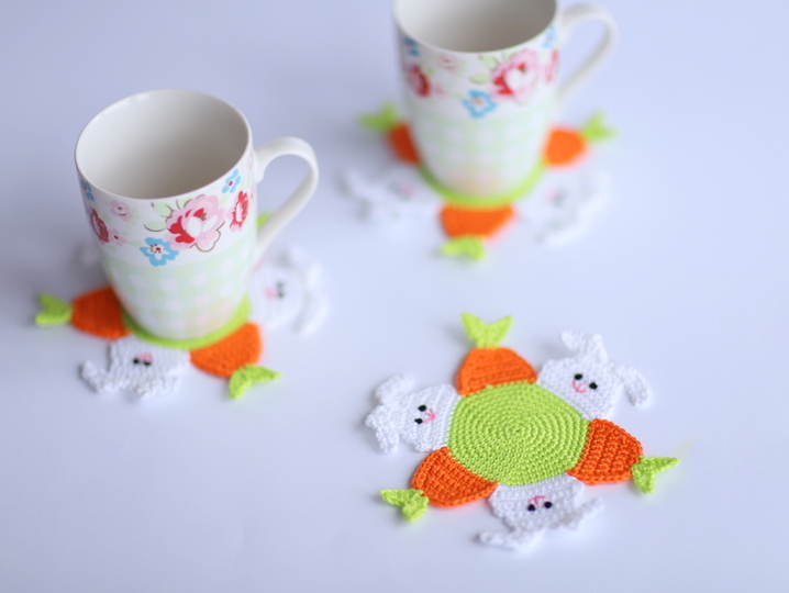 Häkeln für Ostern - Tassenuntersetzer 'Hasen und Möhren'