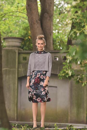 Strickanleitung kurzer Pullover mit Lochmuster