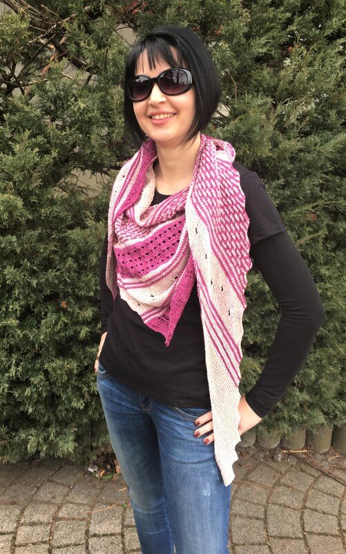 gestricktes Dreieckstuch Seidenträumchen