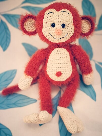 Drollige Äffchen zum Spielen und Schmusen