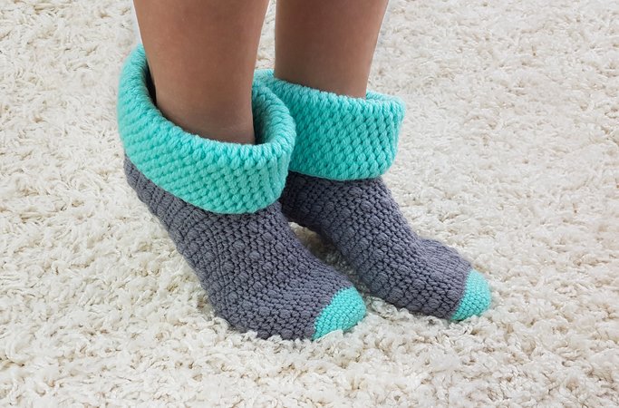 Crochet pattern house socks No 5
