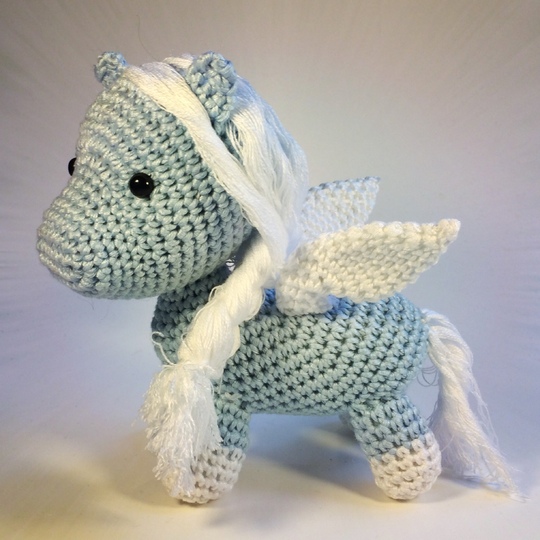 4 in 1 Häkelanleitung Amigurumi Pferd, Einhorn, geflügeltes Einhorn oder Pegasus