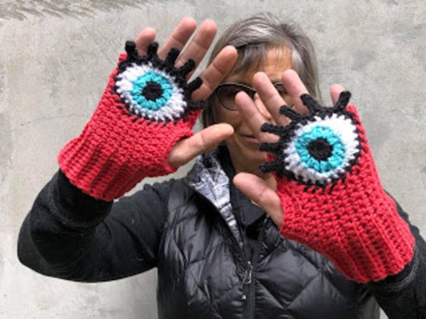 Häkelanleitung Handschuhe - Evil Eye Glove - gehäkelte Version