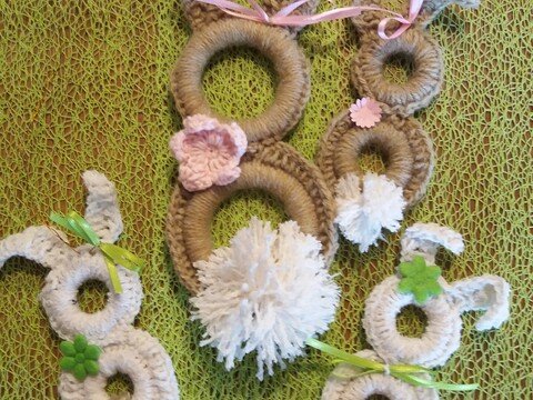 Hasen aus Vorhangringen in 2 Größen