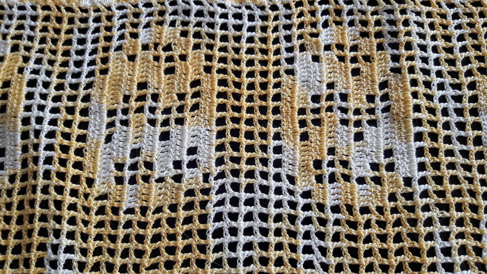 Ostertischdecke, Mitteldecke