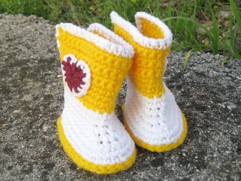 Yellow baby booties
