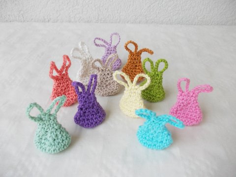 Häkelanleitung kleine bunte (Oster)-Hasen (5 cm)