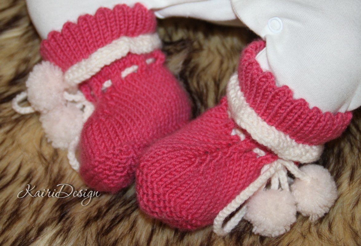 Baby booties - Image 2