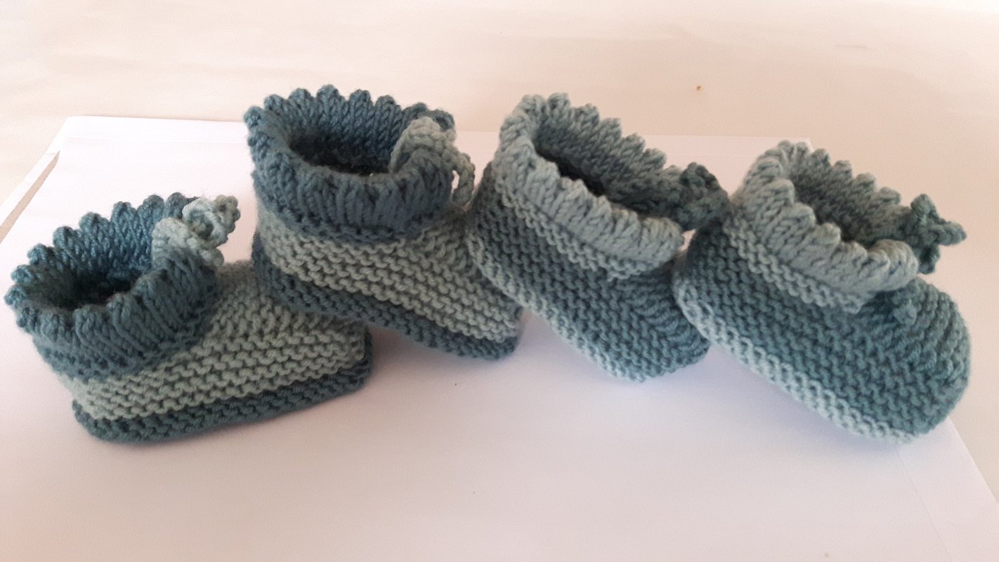 Strickanleitung für süße Babyschühchen