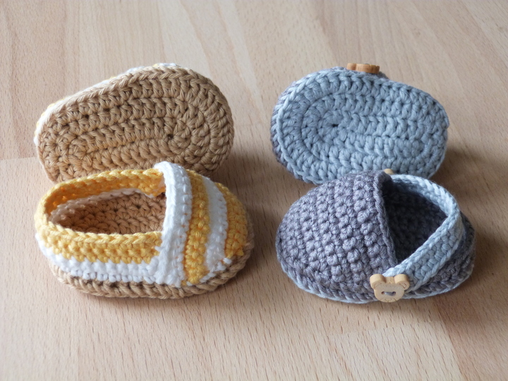 Crochet pattern for cute doll espadrilles and clogs